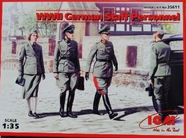 German Staff Personnel (4 fig) 