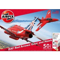 Red Arrows 50 years: Gnat & Hawk. Gift set w. paint & glue. 
