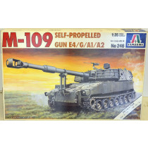 M-109 E4/G/A1/A2 self-propelled gun