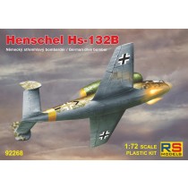 Henschel Hs-132B w 2 x 20 mm MG 151 cannon