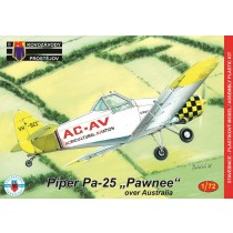 Piper PA-25 Pawnee over Australia